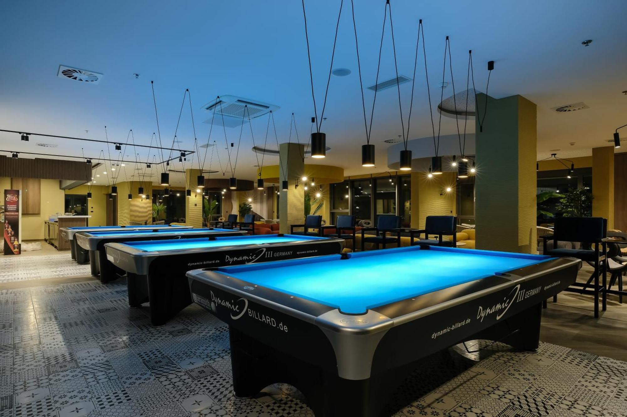 Hotel Vema Visoko Buitenkant foto